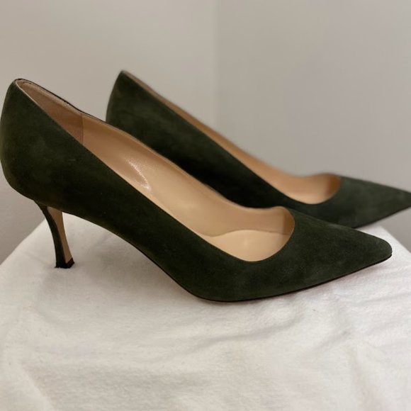 Manolo Blahnik Green Suede Pumps - Picture 1 of 6